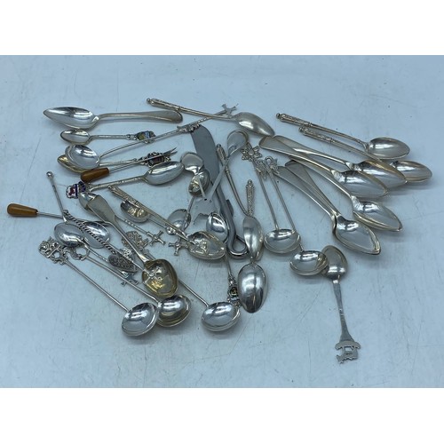 15 - A selection of assorted cutlery to include some silver teaspoons etc