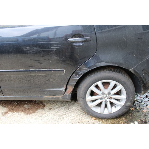 1 - VW Polo, 1.2, 07 plate. Has been stood for a number of years. V5 present. 1 key. Examine damage note... 