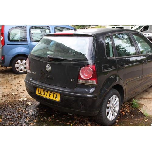 1 - VW Polo, 1.2, 07 plate. Has been stood for a number of years. V5 present. 1 key. Examine damage note... 