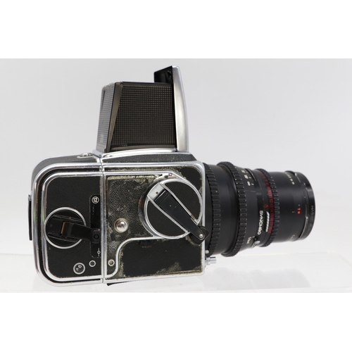 177 - Hasselblad 500/M with Sonnar 1:4 f=150mm lens. Showing some use and will need some attention on the ... 