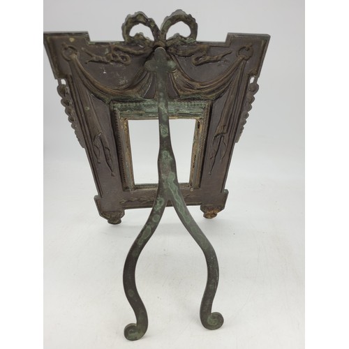 279 - Art Nouveau style bronze picture/photo frame