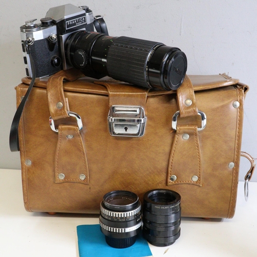 264a - Praktica s 35mm super TL slr camera with Sigma Zoom F=120-300mm, Carl Zeiss Jena pancolar 1.8/50 and... 