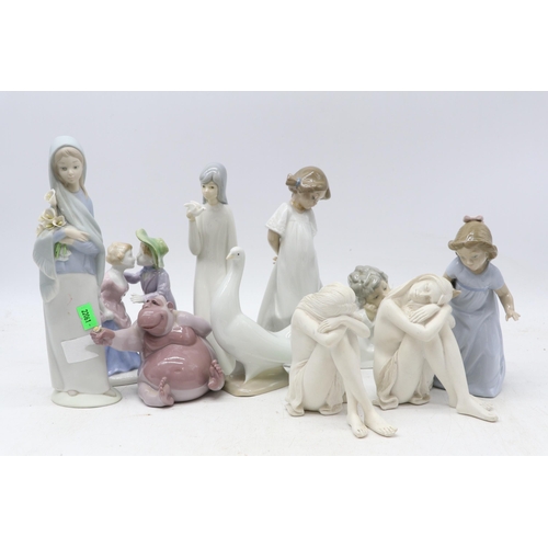 518a - Selection of Nao, Lladro and Spanish style figures