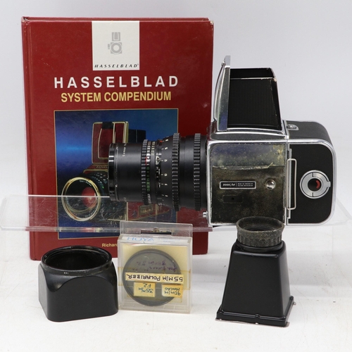 152 - Hasselblad 500/M with Sonnar 1:4 f=150mm lens. Showing some use and will need some attention on the ... 