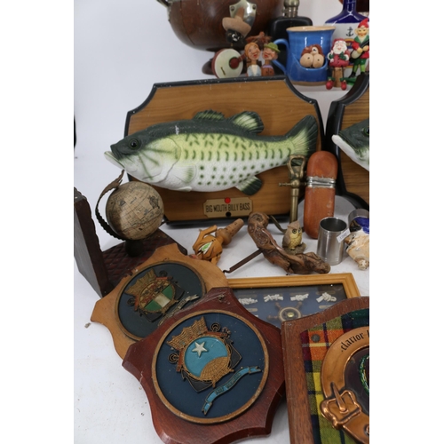 196 - A carton of bar accessories including  a pair of Big Mouth Billy Bass, naval plaques, corkscrews, fl... 