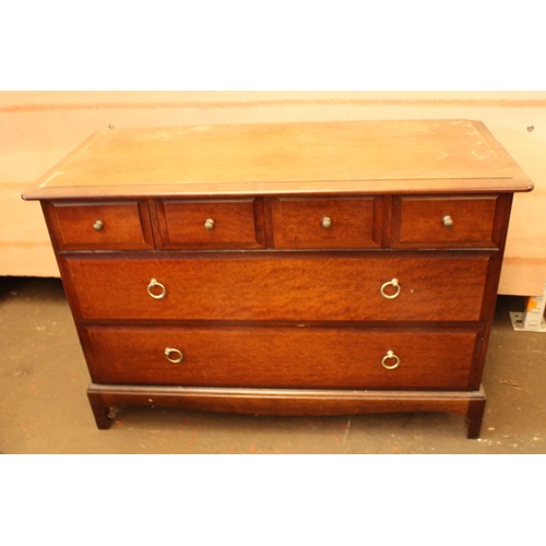 82 - Stag Minstrel four over two chest of drawers measuring approx 107cm l x 47cm x 71cm H