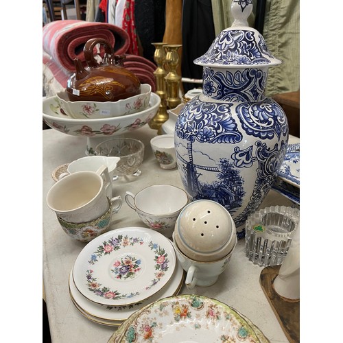 93a - Selection of assorted ceramics, glass, and metal ware to include blue and white lidded pot, Duchess ... 