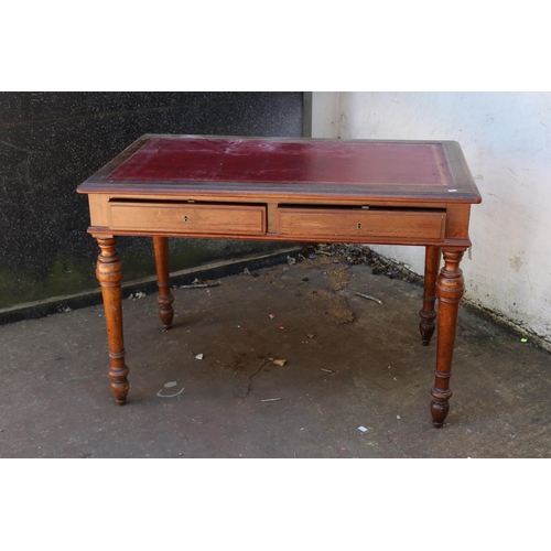 205a - two drawer desk table with leather inlay measuring approx 110cm x 65cm (no key)