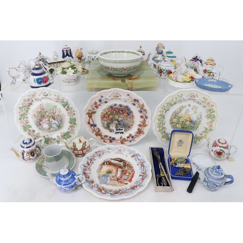 305a - Royal Doulton Four seasons plates from Bramley Hedge together with Mr Apple figurine, Portmeirion bo... 