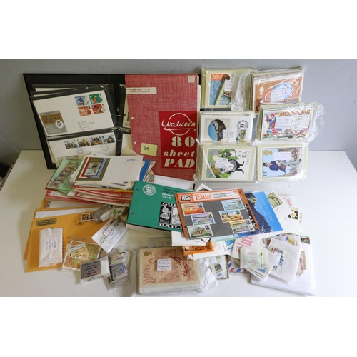 338 - A large quantity of FDC's (first day cover) stamps