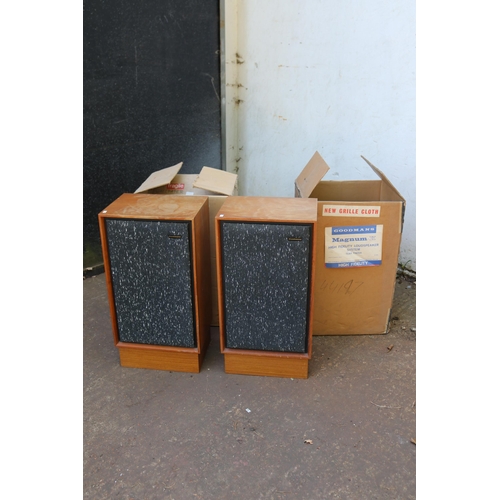 19 - A pair of vintage Goodmans Magnum-K speakers with original packing boxes. Note these speakers have b... 