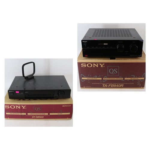 112 - A Sony integrated amplifier TA-FB940R and a Sony tuner ST-SB920, both with original boxes. UNTESTED ... 