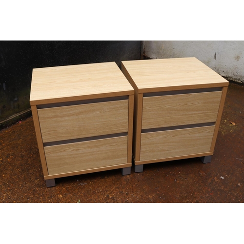 379 - Contemporary four drawer chest of drawers measuring approx 81cm x 45cm x 102cm and two bedsides each... 