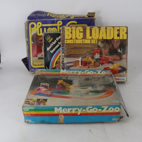 397 - A large selection of vintage board games, some boxes have tears and are dusty. (Contents unchecked f... 