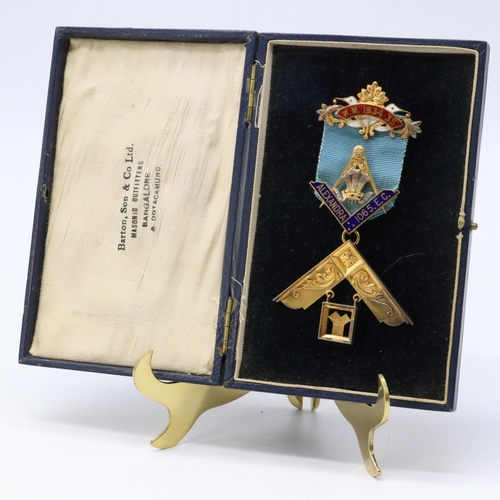 30 - 14ct Gold hallmarked masonic set square jewel on ribbon. The top enamelled date bar is also marked 1... 