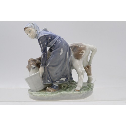 77 - Copenhagen porcelain Doves 402 (approx. 13.5cm tall) together with Copenhagen porcelain figurine of ... 