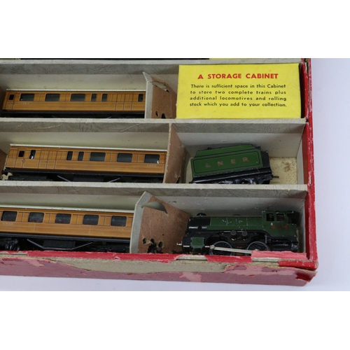 388 - Vintage Trix railways passenger train set L.N.E.R 4/334. Complete in original packaging (worn) Set s... 