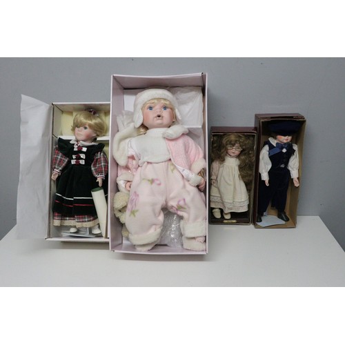 413 - Selection of boxed and unboxed dolls (approximately 40) to include Alberon, Ashton Drake, Leonardo C... 