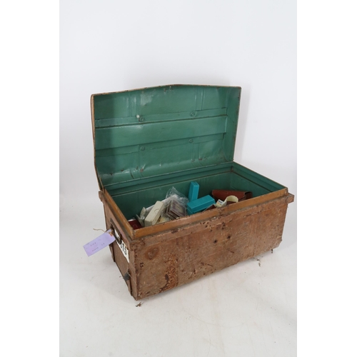 27 - A tin trunk containing a quantity of coins - mainly GB.