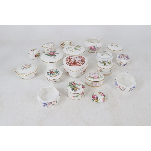 53 - Selection of trinket pots, ornaments, pin pots to include Royal Albert Old Country Roses, Coalport, ... 