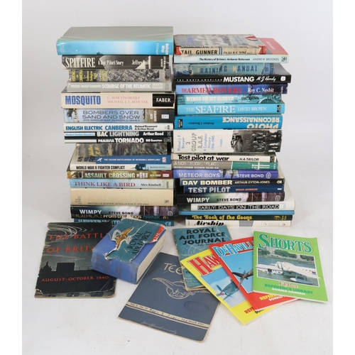 407 - A collection of books and magazines featuring aircraft, military and civil, airships and others.