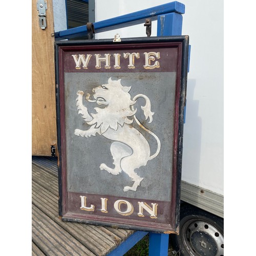 502 - White Lion sign, measures approx. 67cm x 96cm