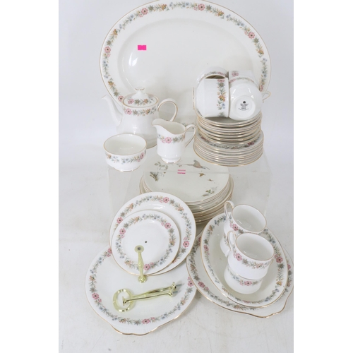 100 - Selection of Royal Albert table ware to include platter, cake stand, plates, cups and saucers togeth... 