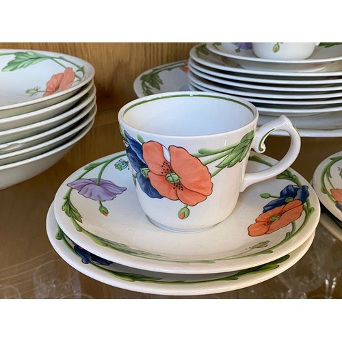 227 - Villeroy & Boch 1748 Amapola 3x Serving plates, 4x dinner plates, 7x small side plates, 6x cake plat... 