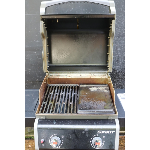 4 - Weber spirit 220 gas BBQ with instructions and cover