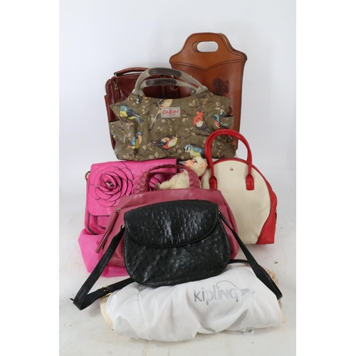 15 - A selection of sundries to include Cath Kidston bag, leather wine holder, Billy bag, Hotter shoes et... 