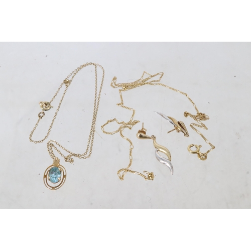 40B - 9ct gold necklace , earrings etc..