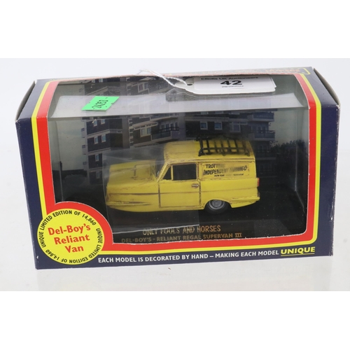 42 - A Vanguards 1:43 scale only fools and horses reliant regal boxed