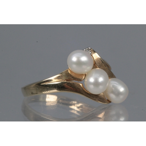 33 - 9ct dress ring set with seed pearls. Ring size approx. O weight approx. 3.2g