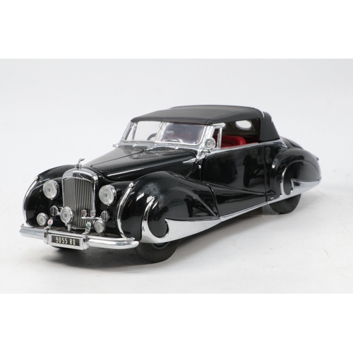 279 - Franklin Mint Bentley 1947, Rolls Royce Phantom 1 (missing spirit of ecstasy) and an Alvis (also mis... 