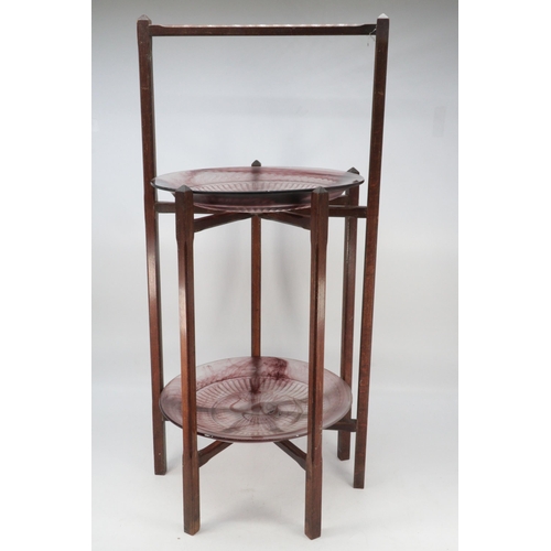 634 - 1930s Davidsons glass and mahogany cake stand