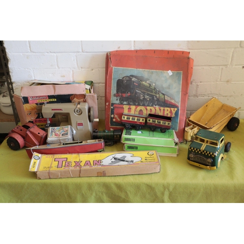 598 - Vintage boxed Vulcan child's sewing machine (box is tatty) together with Mercury Texan Team Racer, H... 