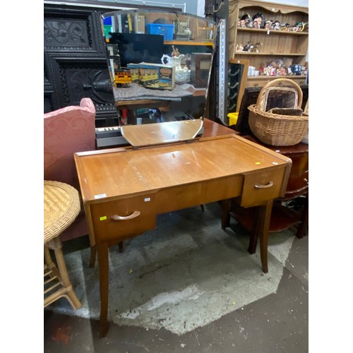 134 - A mid century dressing table by Wrighton measuring approx' 95W x 47D x 136H