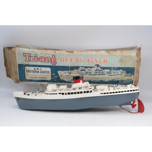 191 - Tri-ang ocean liner with original box (box is tatty)