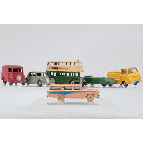 274 - Assorted vintage and later Dinky toys diecast vehicles including Simca Sport (French), Austin, Mailv... 