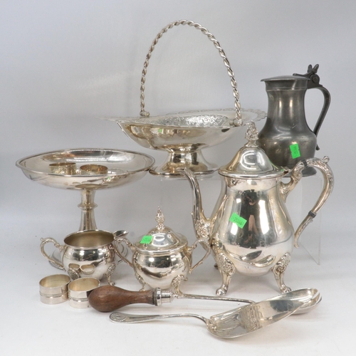 434 - A plated four piece viners three piece teaset, plated fruit basket, Elkington plated tazza, four nap... 