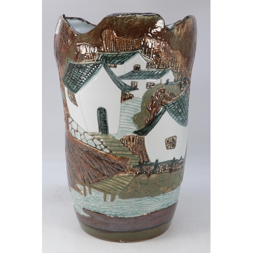 527 - Boxed contemporary Chinese vase (approx. 13