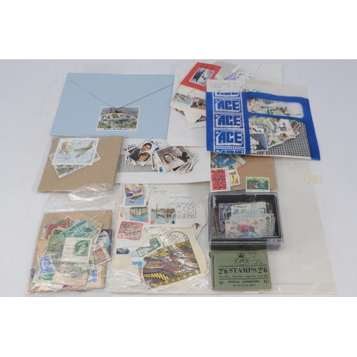 381 - A quantity of First Day Covers, presentation packs, penny red waterloo cover together with a few sta... 