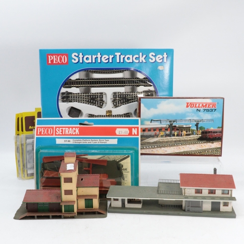 237 - Peco N Gauge starter track set, 4 accessory kits by ratio, a vollemer N7537 kit, st90 Peco track Kri... 