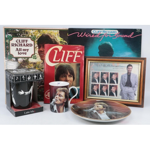 424 - A quantity of Cliff Richard collectables including Rock and Roll Bears set, Records, Plates, Mugs et... 