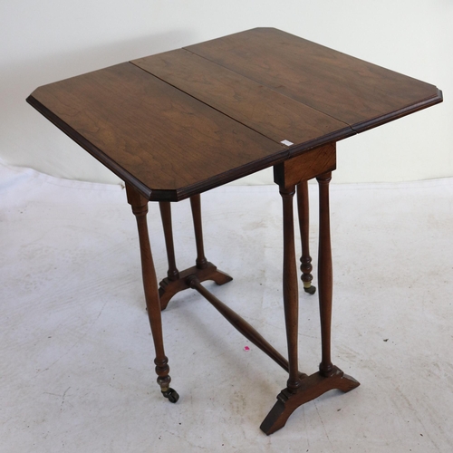 92 - Sutherland table replica circa 1860 certificated by Art and Antique Dealers League of America