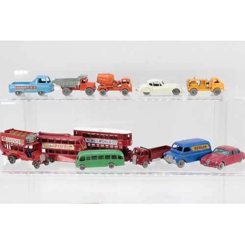 95 - A good quantity of Lesney diecast vehicles cars, trucks, buses, cement mixer,