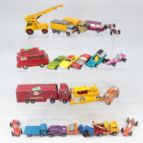 131 - Good selection of vintage and later diecast including Corgi, matchbox