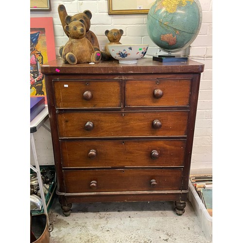 472 - A Victorian mahogany two over three chest of drawers in need of attention (measures approx. H114cm x... 