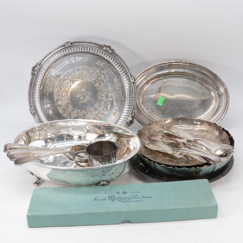 475 - Selection of silver plated items, Salver and a quantity of plated flatware / cutlery