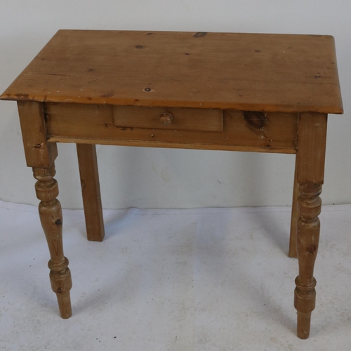 293 - Rustic pine side table with single drawer to the front measures approx. 79cm w x 43cm d x 74cm h